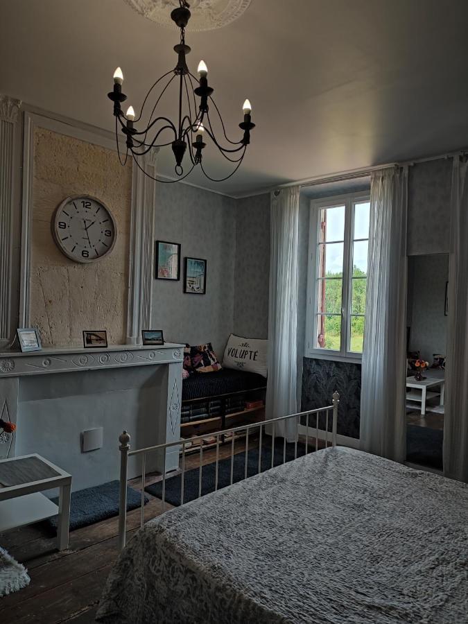 Celine Et Jose Cubzac-les-Ponts Exterior foto
