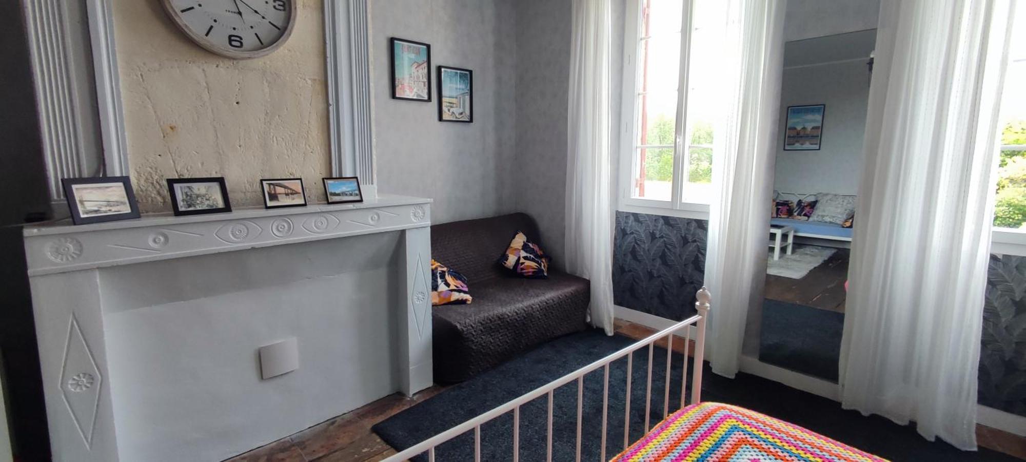 Celine Et Jose Cubzac-les-Ponts Exterior foto